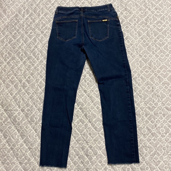 Chico's So Lifting Straight Leg (Raw Hem) Jeans size 1 (size 8) - Picture 4 of 7